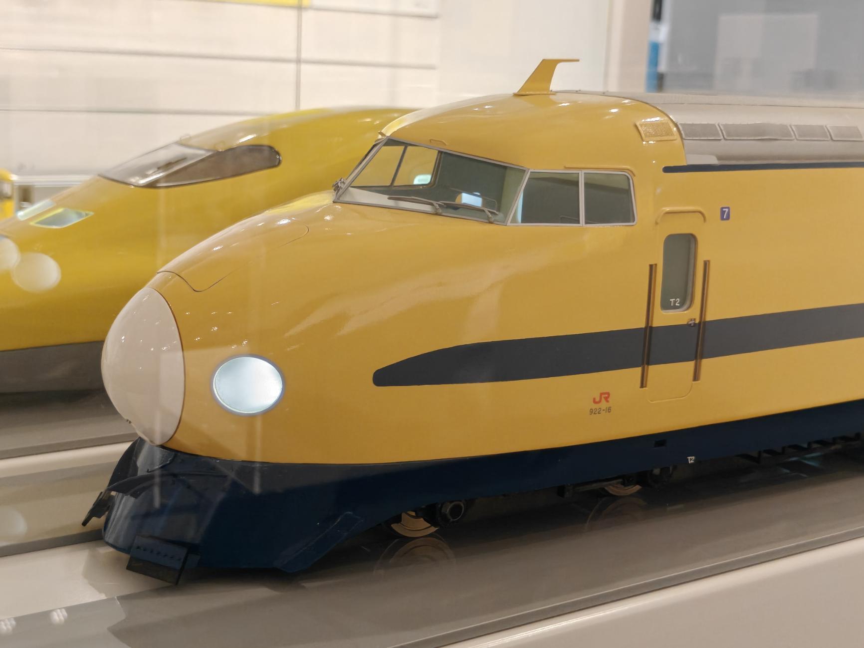Dr.YELLOW 車頭模型